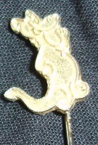 Mag - St george Bank Pin - Gold